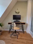 The Polly vacation home is a small, cozy townhouse - Homestays