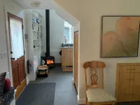Beautiful rural  getaway with private suite  full kitchen, wifi and sauna. - 방갈로