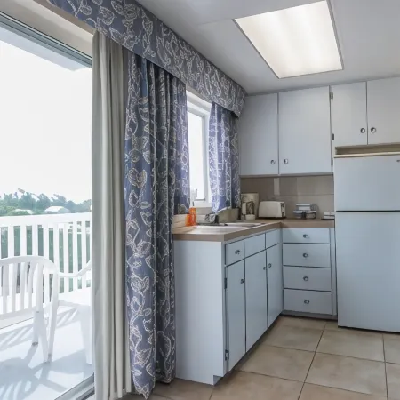 Clairfont, Jobson's Cove / Warwick Long Bay/ Horseshoe Beach -  APARTMENT 7