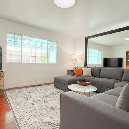 Family Fun with Game Room & King Bed near Monterey Aquarium, Laguna Seca