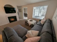 Cozy North Keizer Retreat Hotels in Keizer