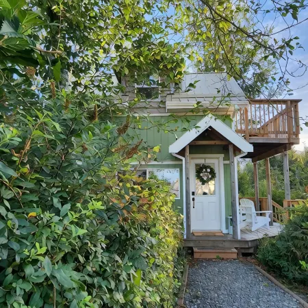 Private Hideaway, Wetland Views! Heather Cottage