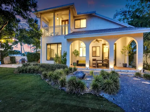 Waterfront Heated Saltwater Pool & Kayaks - 4-Star