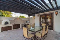 Stunning 3-bedroom home in the town of Loreto.