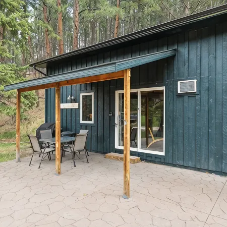 The Minnesota Ridge Cabin