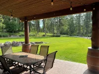 Beautiful Country Home with Large Covered Porch - Boutique