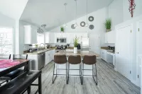 Lux 5bd King w/Theater+Office - Homestays