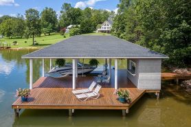 New SML Lake Retreat-Spectacular Dock, Boat Space, Fire Pit, Outdoor Dining,WiFi