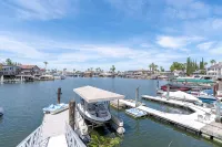 Waterfront Haven - 4-Star