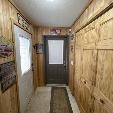 Perfect Getaway! Secluded Modern 3 Bedroom, 2 Bath Cabin on 12.5 Private Acres