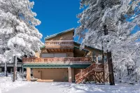 夕陽銀湖全新山林小屋