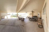 Desert Pool Retreat - 4-Star