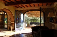 LA CASA DI MANUELA, Chianti Villa JACUZZI between Florence and San Gimignano -  Privatzimmer