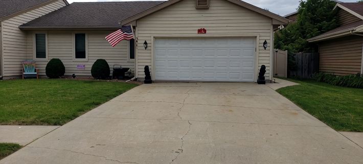 Comfortable home away from home. Close to ONU and all grocery and restaurants. Hotels in Kankakee County