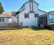 Cambria Cute Cottage with Private Deck