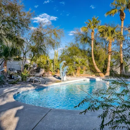 Modern Vegas Hot Tub Retreat • Pet Friendly • Near Strip • 10% Off January