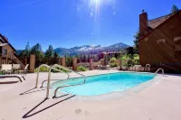 "The Eagles View",   Steps from Chair 15, spacious 3 BR, plus loft, 2 BA condo