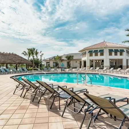 Private pool/Communal Facilities/themed bedrooms