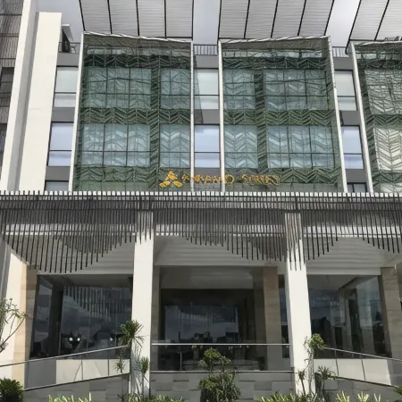 Pyramid Suites Hotel