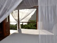Private Honeymoon Villa with View Of Caribbean & Piton Mountains, Full Service Hotels in Malgretoute