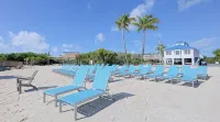 Chic Coastal Retreat with Pool, Marina, Beach Access & Resort-Style Amenities - Beach