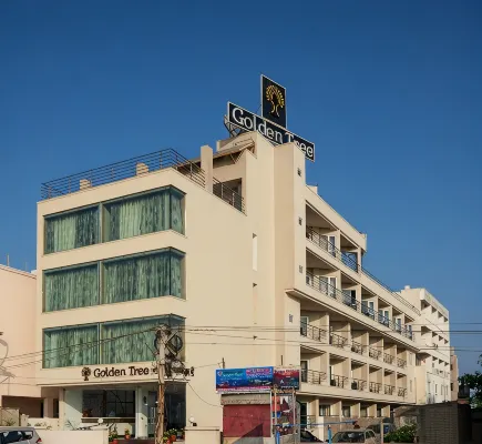 Hotel Golden Tree