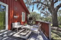 Cozy House on the Marsh, 6 minutes from the beach! - 4-Star