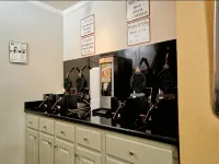 Family Garden Inn & Suites - breakfast