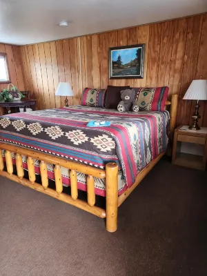 Cowboy Country Inn - 2-Star