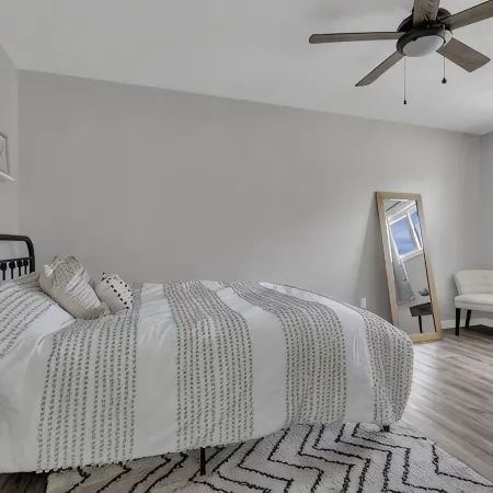 Niagara Family Stay | Near Brock, Falls & Wineries