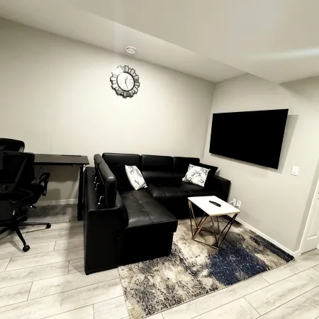 Hidden Gem: Modern 2BR | 2 Bathroom Suite with Private Entrance