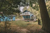 New, pet friendly home, only a 2 minute drive to Lake Mich. with beach access