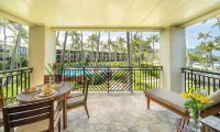 Stunning Corner Villa, Ocean Views from Every Bed