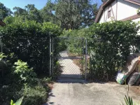 Quiet Oasis in Lovely Neighborhood
