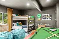 Boutique UO Stay • Epic Game Room • Walk to Autzen - 4-Sterne
