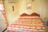Deluxe Studio at Sandcastle Beach Resort - 2-Star