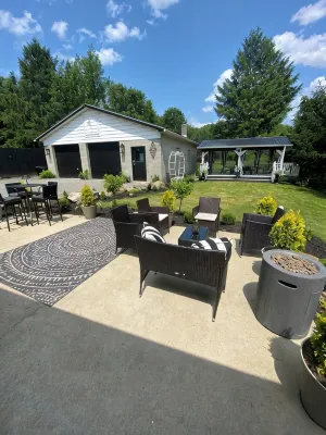 Drusilla’s Tranquil Cottage Charmin 3 bed quiet & relaxing fun garage & pavilion - Homestays