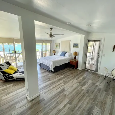 Beautiful ocean view 4-bedroom house with AC in the island of Culebra PR