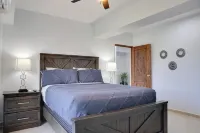 Come to enjoy this fully renovaded 3-bedroom apartment full of amenities.