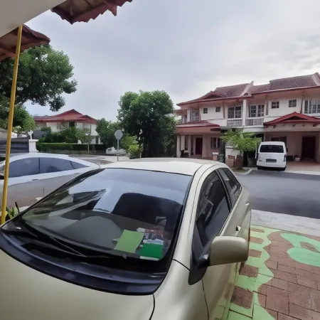 Putrajaya Transit Romestay