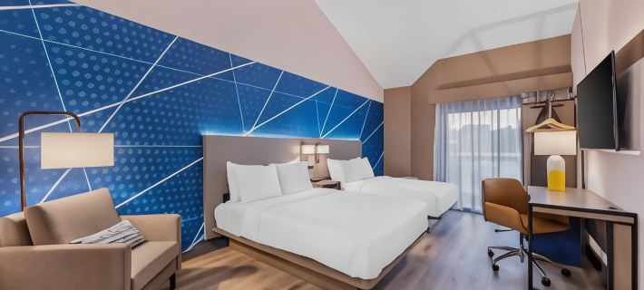 Comfort Inn & Suites Irvine Spectrum Hotels in Orange County