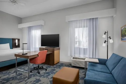 Hampton Inn & Suites Clinton - I-26