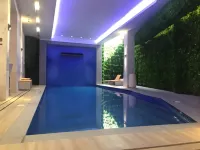 Goldberry Lite Hotel - Romantic