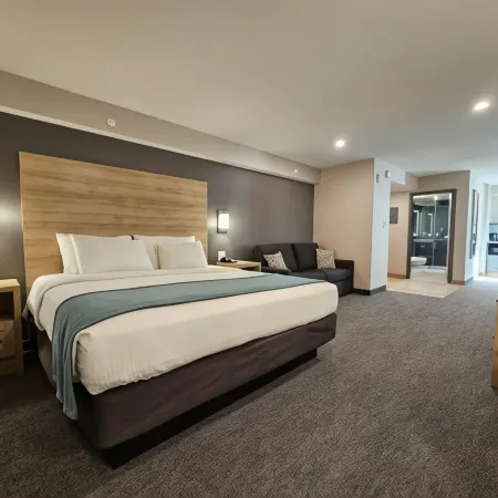 Vittoria Hotel & Suites