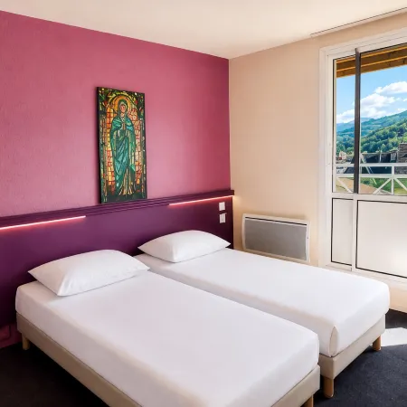 DOMUS Hostel l'Etoile