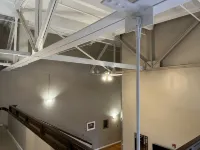 Historic High School Loft 4 min drive from Oaklawn! - Apartments