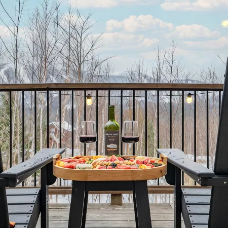 Sleeps 16+ Hot Tub with Mountain View - 3Min to Sunday River Ski - Game Room