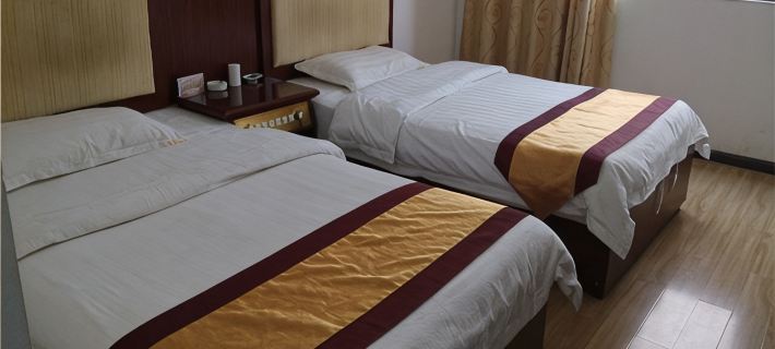 Xinping Credibility Hotel Hotels in Xinping Yi and Dai Autonomous County