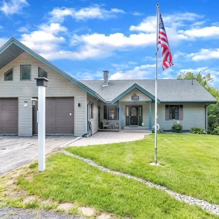 River Valley Sunset Retreat - Peaceful Getaway Near Sunday River & Bethel/Newry