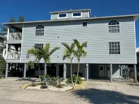 Beach View - Steps From The Beach - Apartments